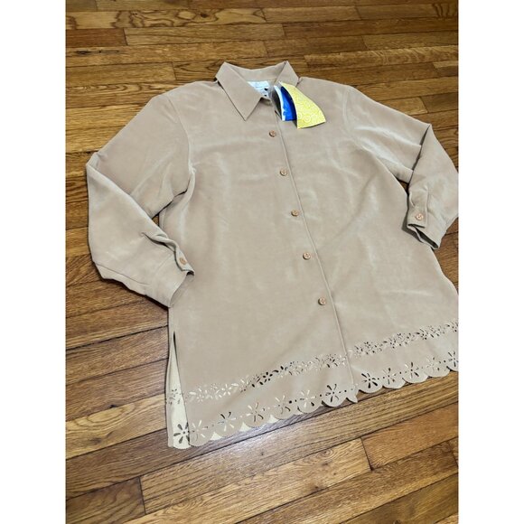 Susan Graver Style Womens Microfiber Jacket Sz Large Beige Scalloped Hem NWT! - Picture 3 of 6